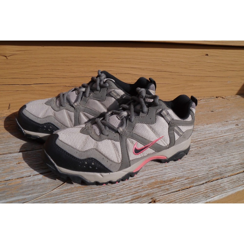 Nike Shoes ACG All-Trac Trail Hiking Low-Top Sneakers Women Sz 8 316437-201